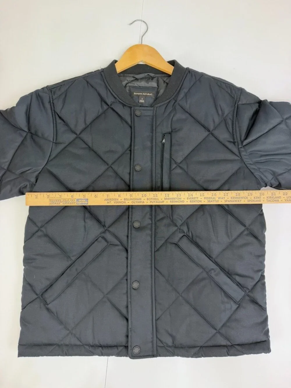 Banana Republic Black Diamond Quilted Bomber Insulated Jacket - Mens Size Small